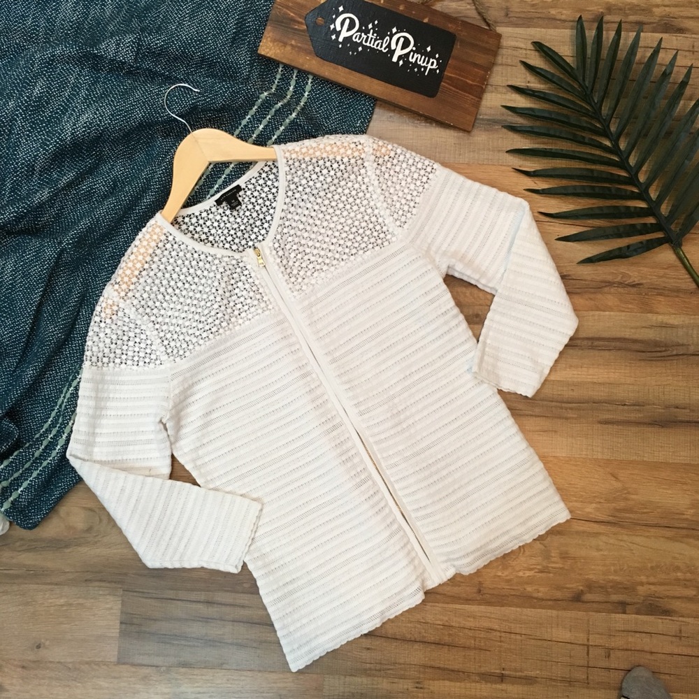SALE! Ann Taylor White Lace Zip Front 3/4 Cardigan
